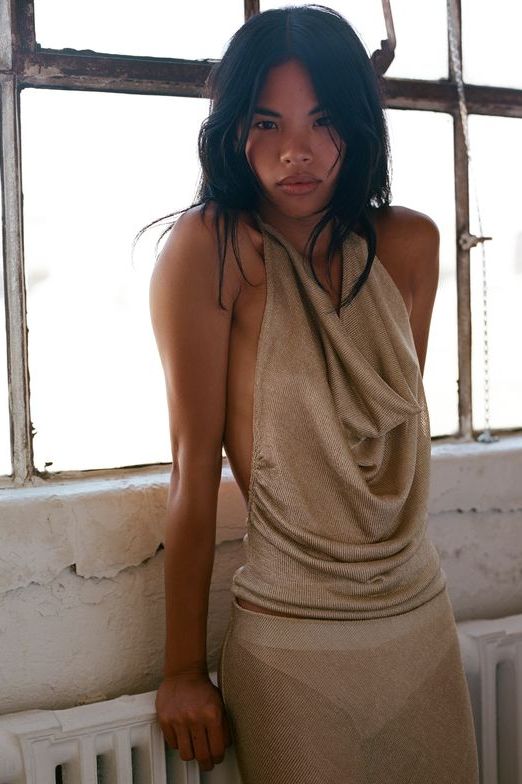 THE ELSA TOP IN GOLD