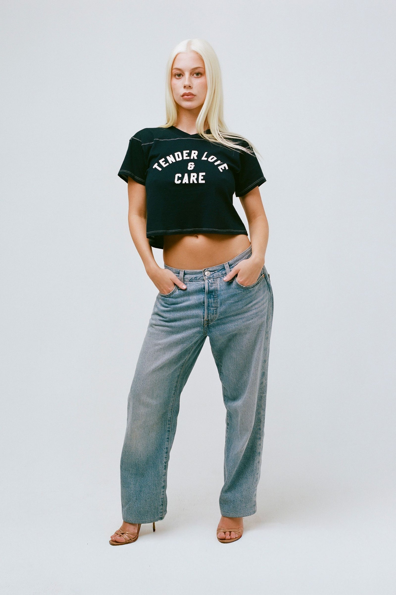 THE TLC TEE IN NAVY
