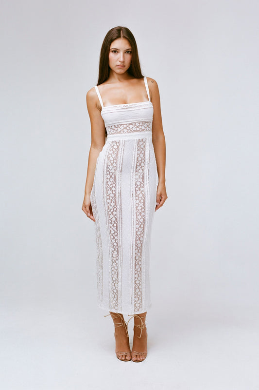 THE AMELIA MAXI IN WHITE