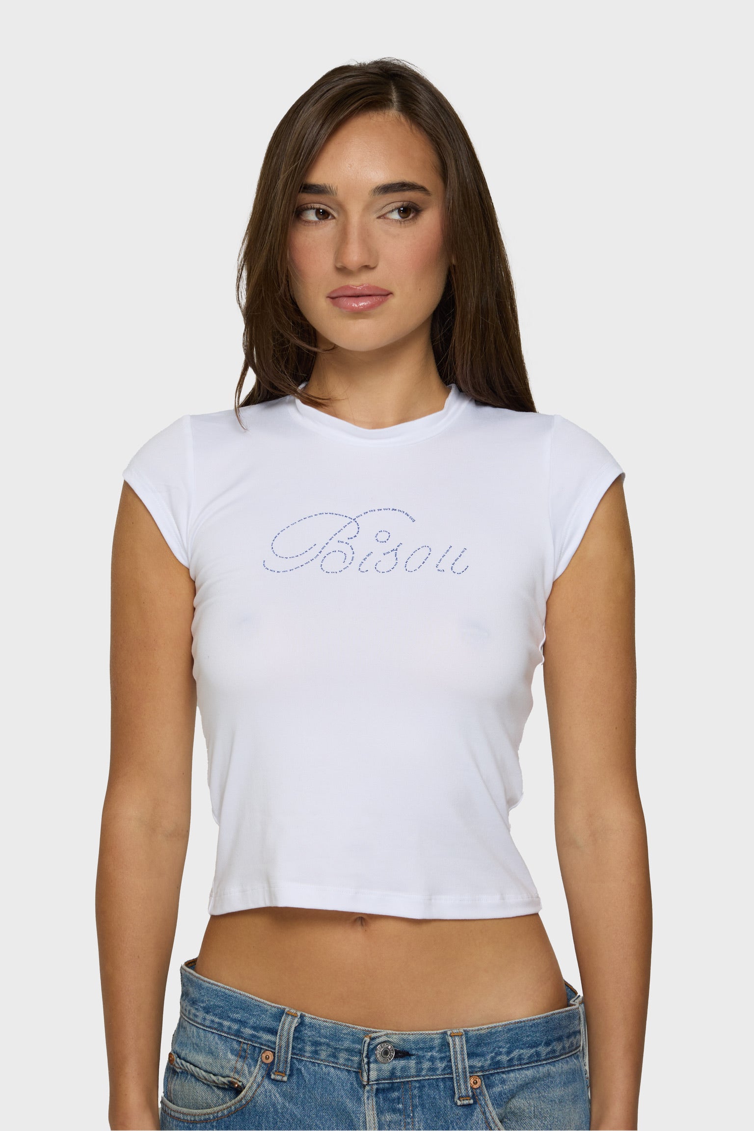 THE BISOU TEE