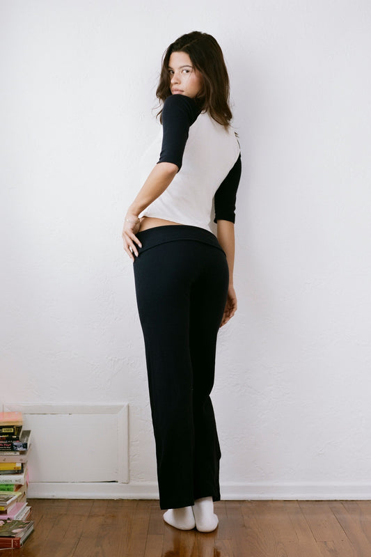THE NAVY RIB PANT
