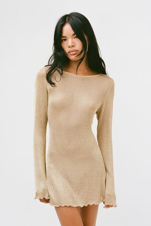 THE BRITAIN DRESS IN GOLD