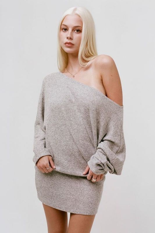THE IZZY SWEATER DRESS IN HEATHER GREY